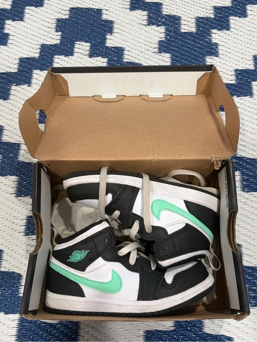 Jordan 1 Mid Sneakers White Black Green Glow Size 9c w/ Box